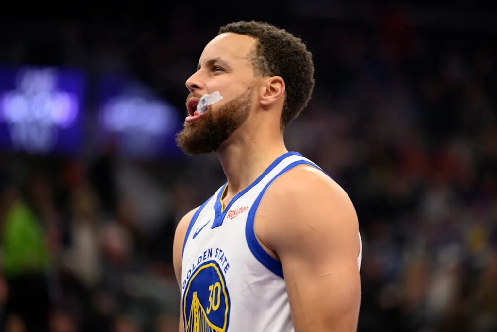 Golden State buries Utah 140-124 behind a flurry of 3-pointers