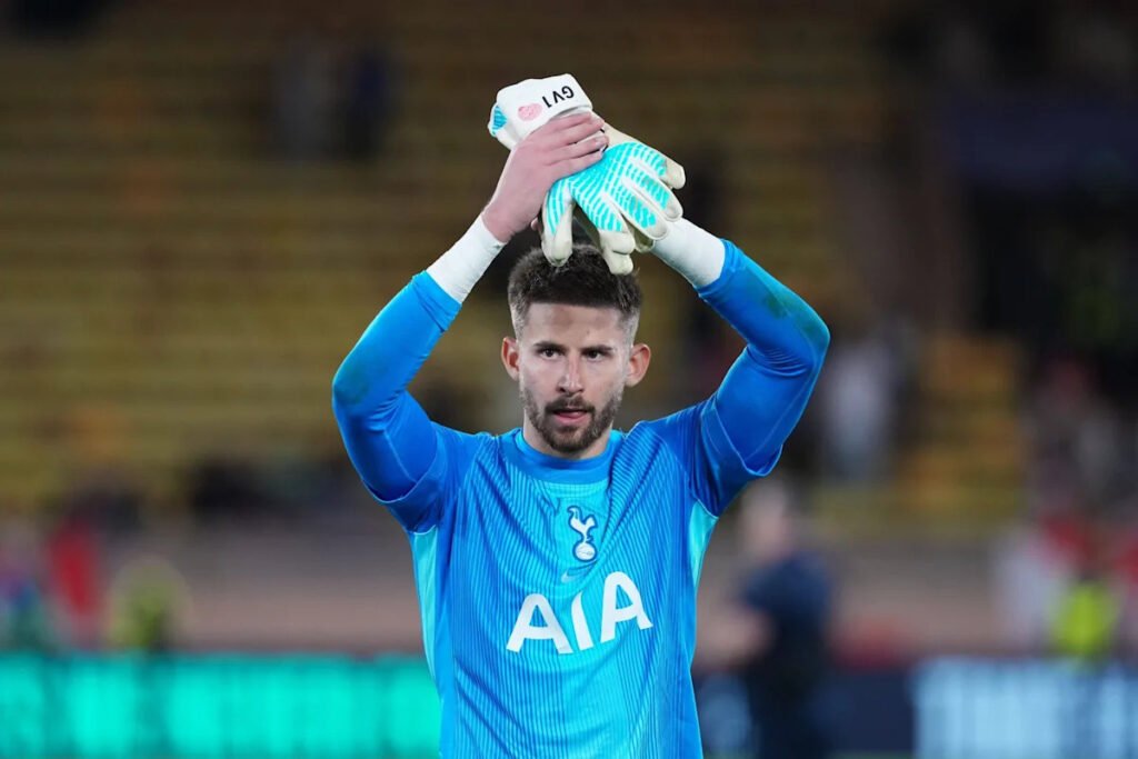 Report: Inter Interested In Premier League Goalkeeper