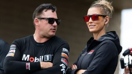 “70% Chance You’re Going to Get Wrecked”: How Tony Stewart Convinced Himself and His Wife About Daytona Run