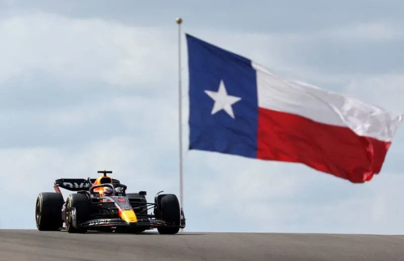 Formula One F1 – United States Grand Prix – Circuit of the Americas, Austin, Texas, U.S. – October 23, 2022 Red Bull’s Max Verstappen in action during the race REUTERS/Mike Segar