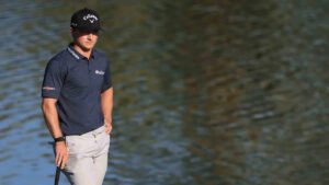 This teen? He’s a pro, he flew private and he’s leading on Tour | Weekend 9