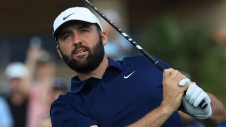 Kim leads Scheffler and teenager Brown by one shot