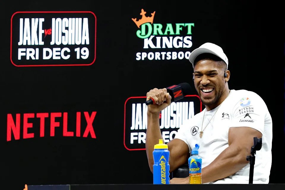 Anthony Joshua’s most-recent fight took place on Netflix, as Fury’s upcoming bout will (Getty)
