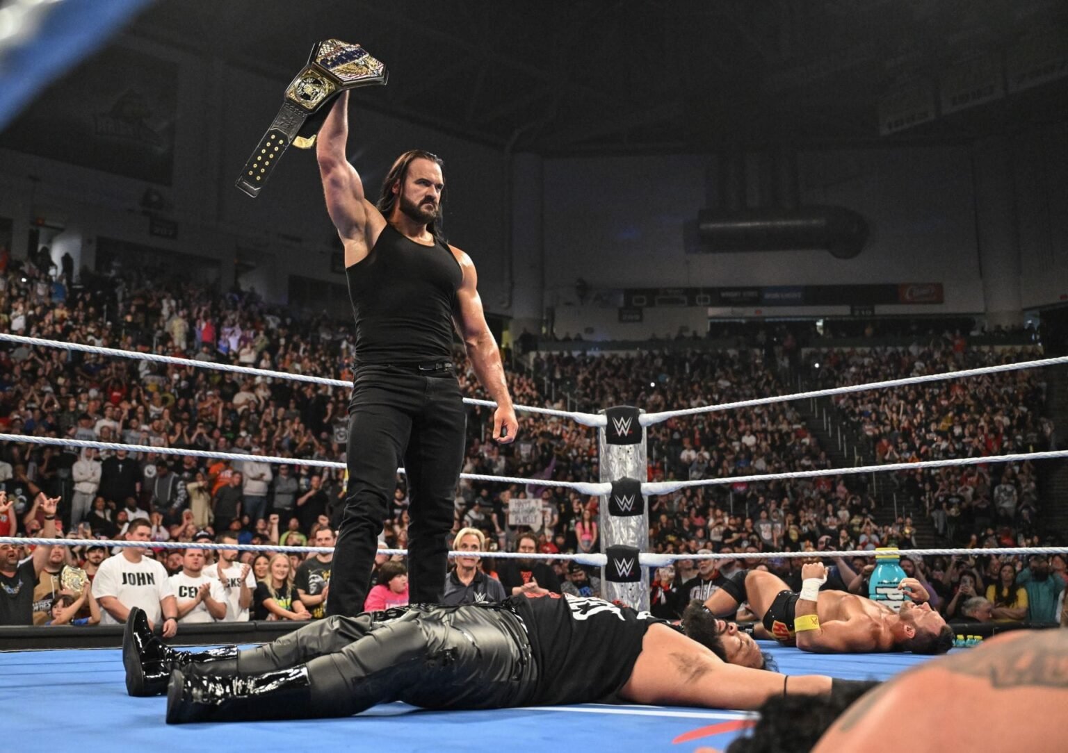 8 Matches WWE could book after the ending to the final SmackDown before Royal Rumble 2026