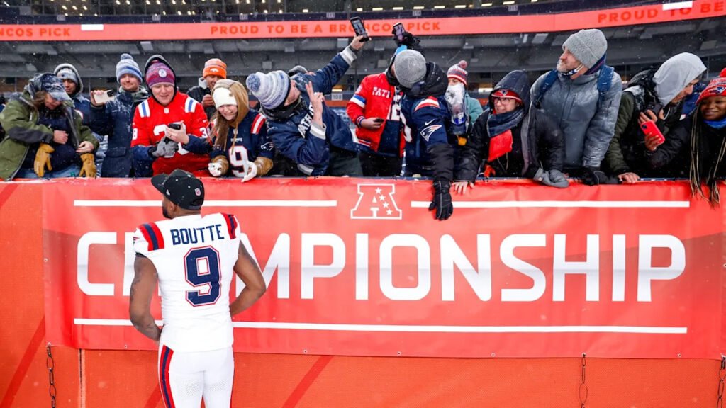 Patriots are first team in NFL history to go 9-0 on the road