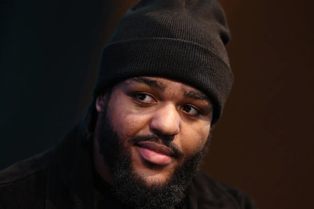 Jeamie TKV set to defend British heavyweight title against Richard Riakporhe in March