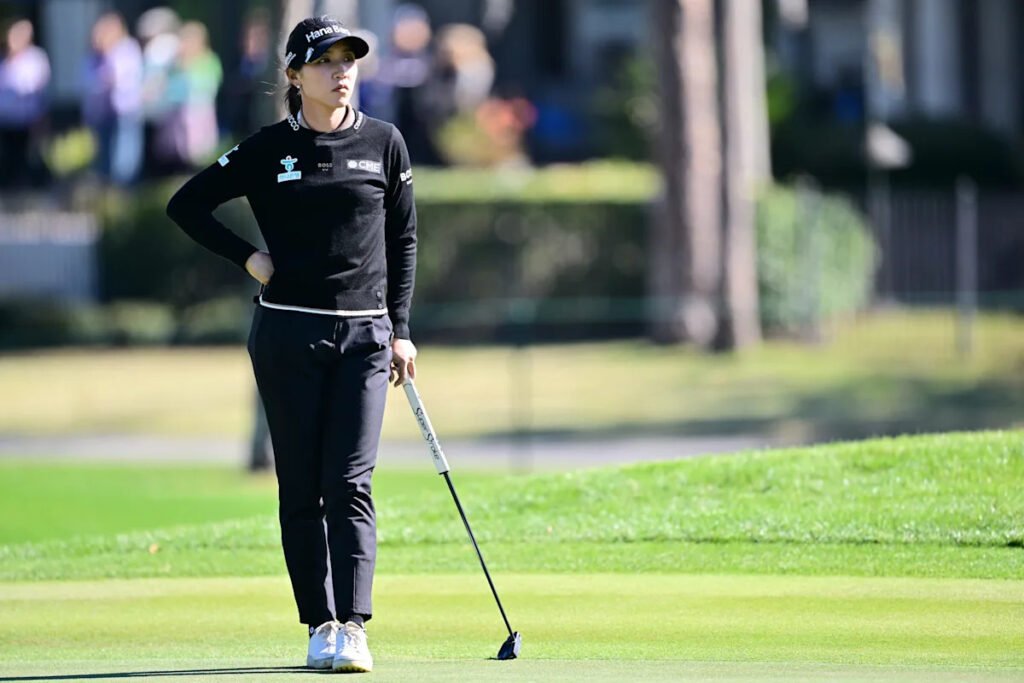 Lydia Ko, Lottie Woad take control ahead of freezing forecast for LPGA
