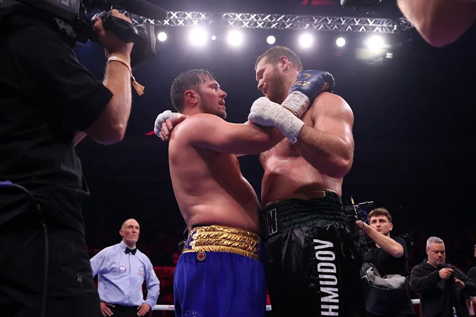 Dave Allen and Makhmudov pay mutual respect (Getty Images)
