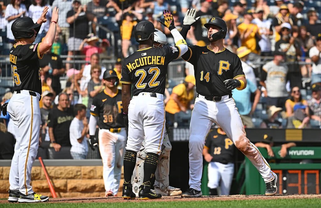 Andrew McCutchen responds to his Pirates future, wants to return next season