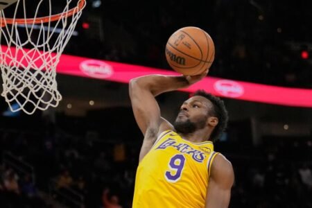 ‘We want Bronny ‘ Guard Bronny James shines during Lakers’ ugly loss to Cleveland