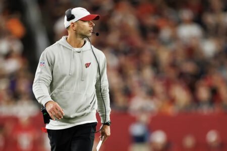 The Packers’ edge rushers will drop in coverage more under Jonathan Gannon