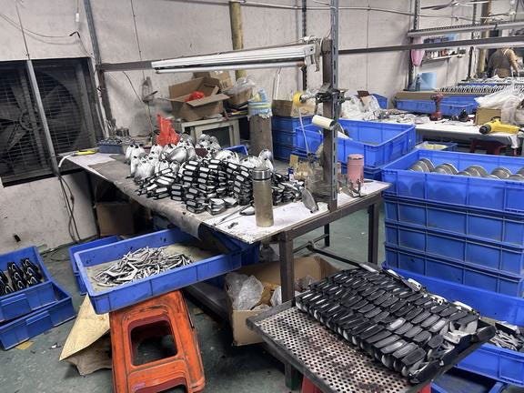 Four raids in China nab over 105,000 pieces of counterfeit golf gear