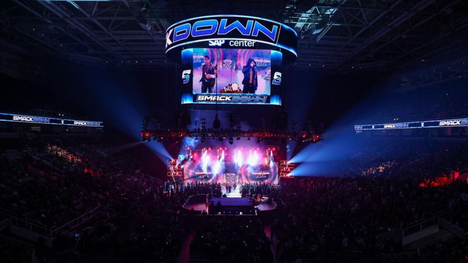 Major WWE star to kick off SmackDown ahead of high-stakes match – Reports