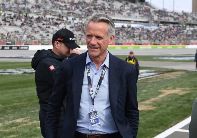 ATLANTA, GA – FEBRUARY 23: Steve Phelps, President of NASCAR, Motorsport, USA looks on prior to the running of the NASCAR Cup Series Ambetter Health 400 on February 23, 2025, at Atlanta Motor Speedway in Hampton, GA. Photo by Jeffrey Vest/Icon Sportswire AUTO: FEB 23 NASCAR Cup Series Ambetter Health 400 EDITORIAL USE ONLY Icon250223742