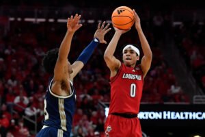Mikel Brown Jr. scores 19 points and No. 21 Louisville tops Georgia Tech 87-70
