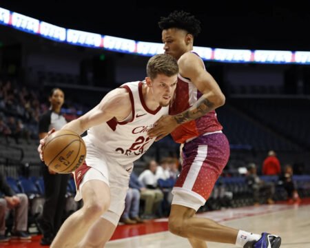 Cavs add 6’7” sharpshooter to final two-way spot