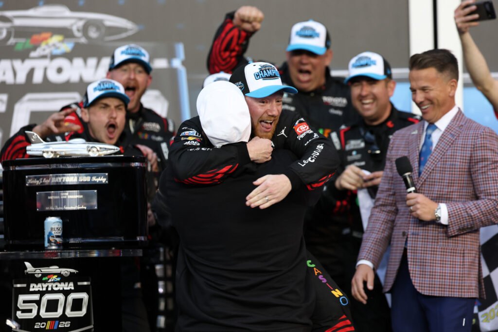 NASCAR Power Rankings: Who Is the Favorite Heading Into Atlanta?