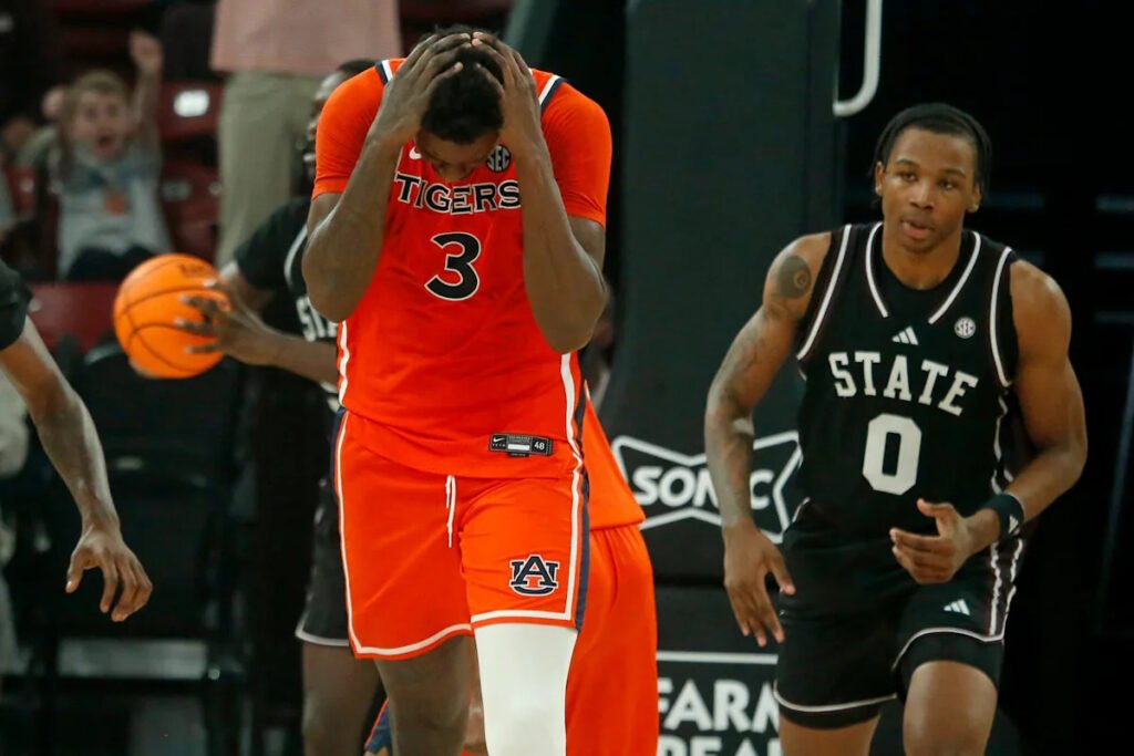 March Madness bubble winners, losers: Auburn sinking, Indiana sweating