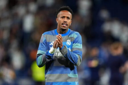 Injured Real Madrid star begins training with ball, could return by March end