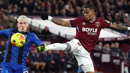 Premier League: Build-up to Man City v Newcastle after West Ham and Bournemouth draw