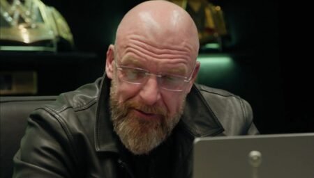 4 Signs that Triple H has given up on 41-year old WWE SmackDown star