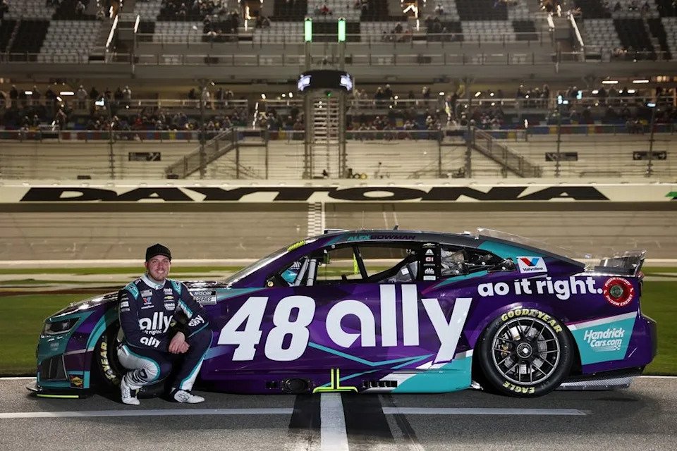 Alex Bowman, No. 48 Hendrick Motorsports Chevrolet