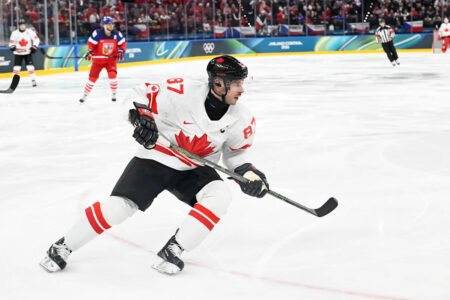Pens Points: Crosby registers 2 assists as Canada routs Czechia