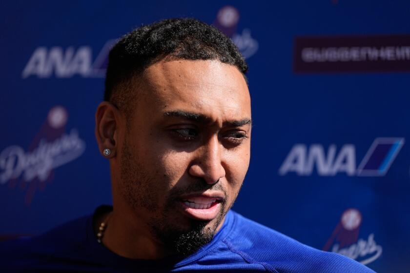 Edwin Díaz responds to Steve Cohen comments, settles into Dodgers’ ‘really good clubhouse’