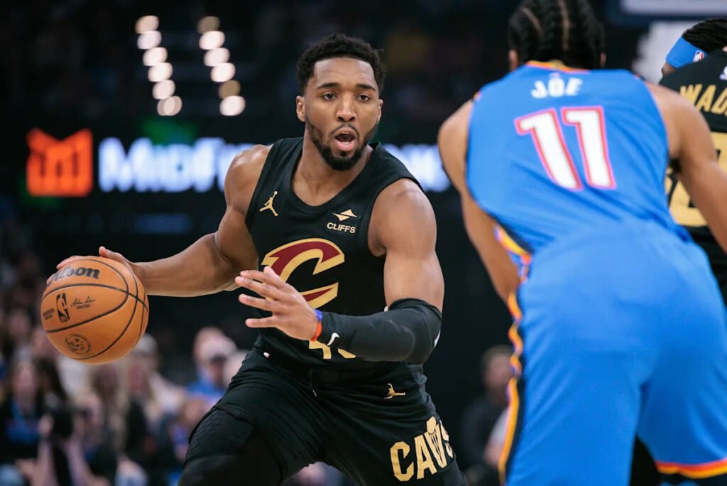 Cavs comeback falls short to hot-shooting Thunder
