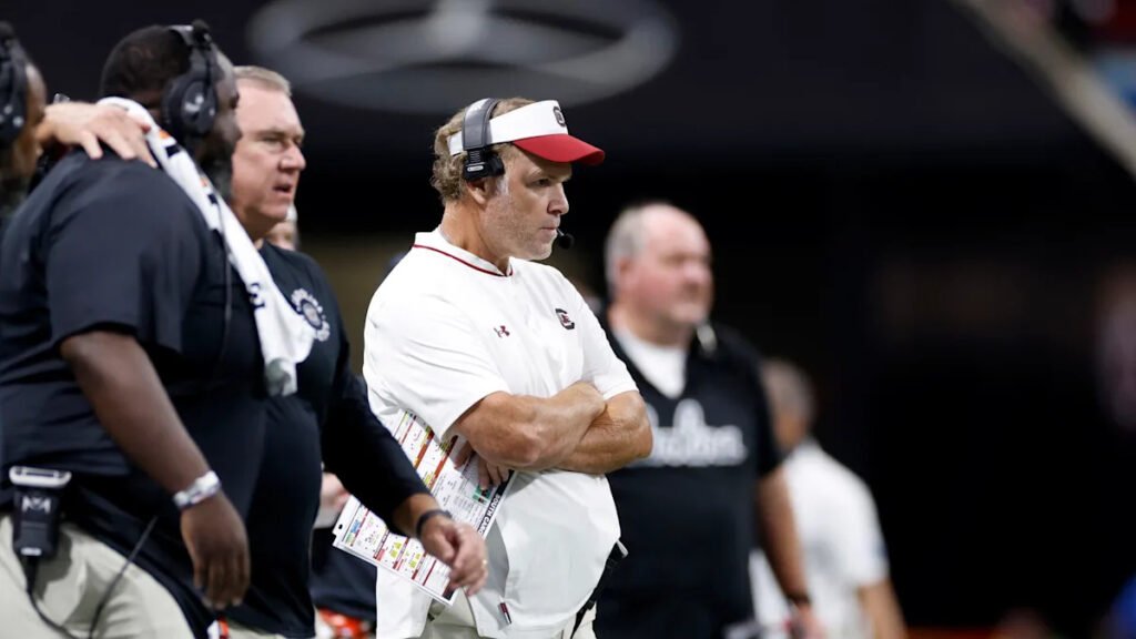 Report: Raiders hire Joe DeCamillis as their special teams coordinator