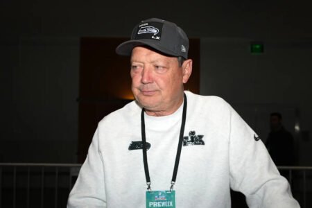 Another Seahawks coach set to leave for Klint Kubiak’s Raiders