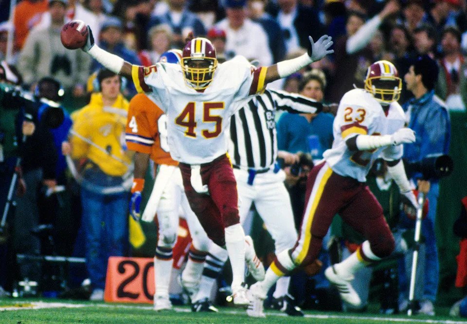 Cornerback Barry Wilburn celebrates after his interception in Washington's 42-10 victory over Denver in Super Bowl XXII in San Diego.