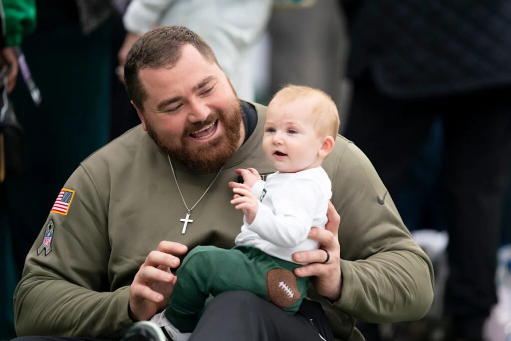 New York Jets News: Jets DT Phillips says coach Glenn inherited ‘cancerous’ group