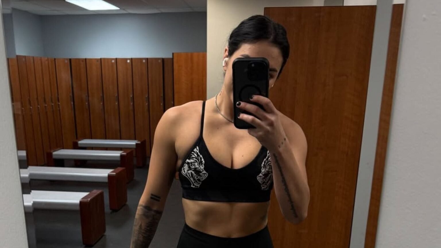 “Have the Hottest wife” – Female ex-WWE star makes bold claim