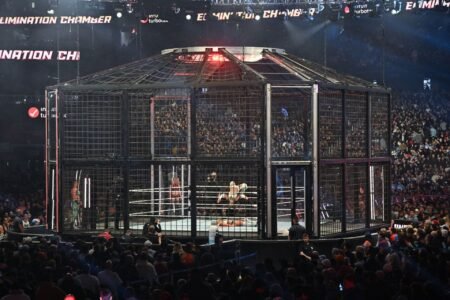 4 Reasons why Drew McIntyre should’ve defended the Undisputed WWE Championship inside the Elimination Chamber