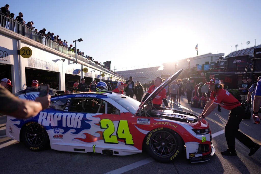 William Byron races for the lead late but comes up short in Daytona 500 threepeat bid