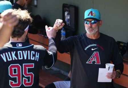 Dbacks 3, Mariners 1: Night Baseball is Back!