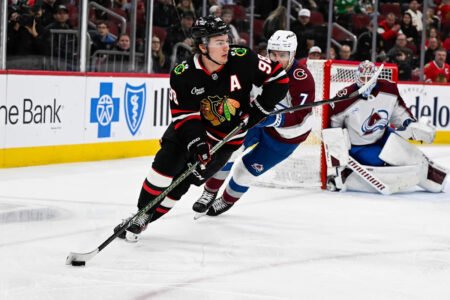 Avalanche Clinch Playoff Berth, Defeat Blackhawks 4-1