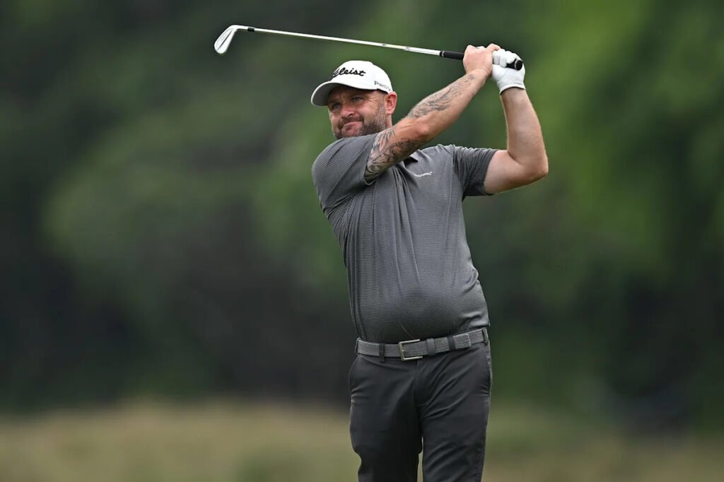 Watch: Dog distracts DP World Tour pro hitting bunker shot at Indian Open