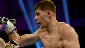 ‘Special talent’ Ursu wins British welterweight title