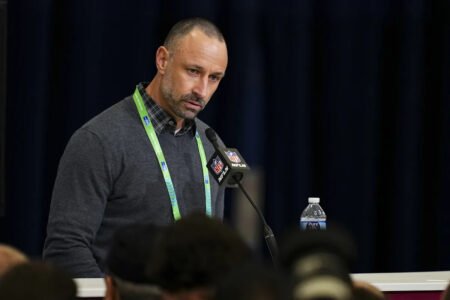 What could a Dolphins draft look like – The Splash Zone 3/21/26