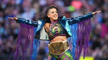 Major star reacts to Bayley and other WWE stars showing support for her in-ring return