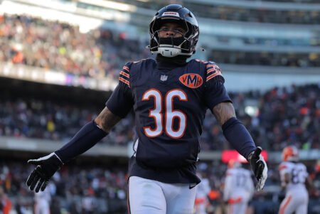 Colts reportedly add Bears free agent safety and special teamer