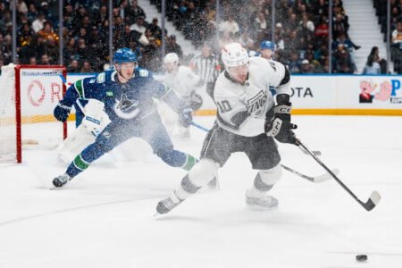 Kings Shutout Canucks For Bounce-Back Victory