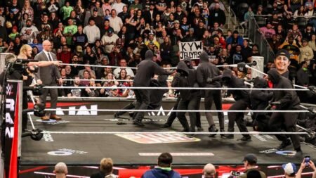 Seth Rollins confirms he’s not cleared yet: “I can’t get into any real physicality”