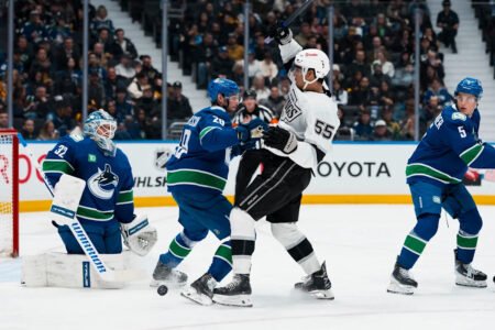 Frustration Mounts In Canucks’ 4–0 Loss To The Los Angeles Kings