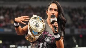 AJ Lee sends two-word message mocking Becky Lynch following WWE RAW