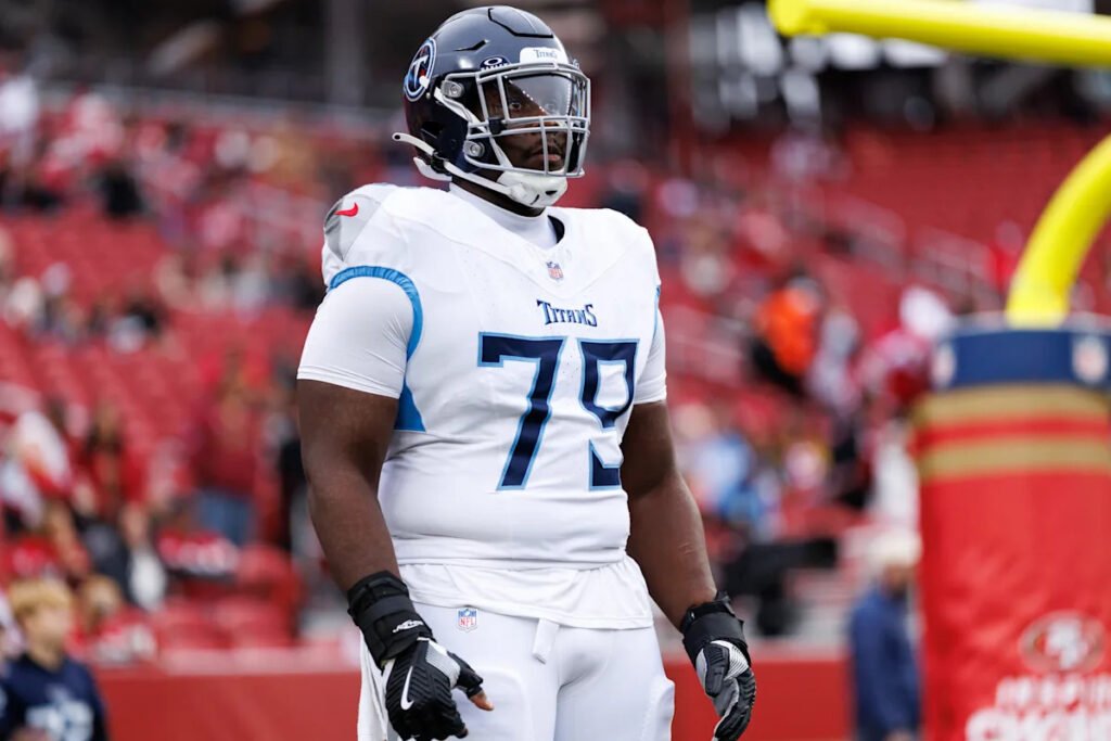 Top free agent offensive lineman still available for Steelers