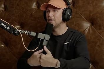 Denny Hamlin ‘couldn’t believe’ NASCAR caution length at Martinsville