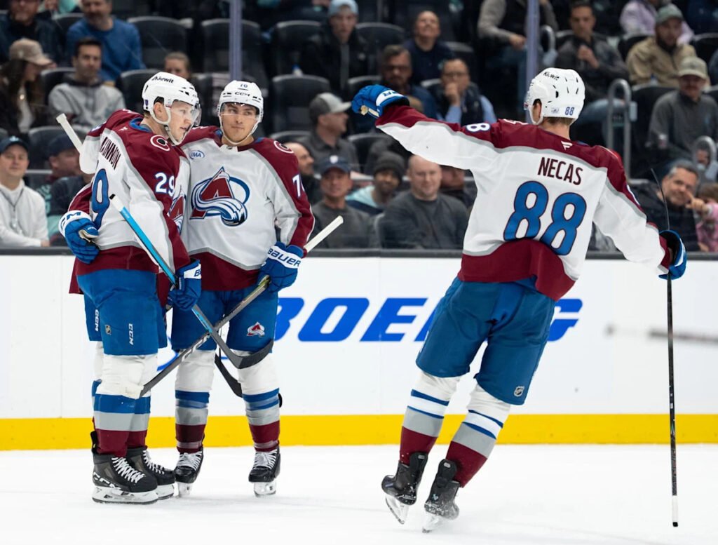Avalanche Dominate Kraken in 5-1 Road Victory